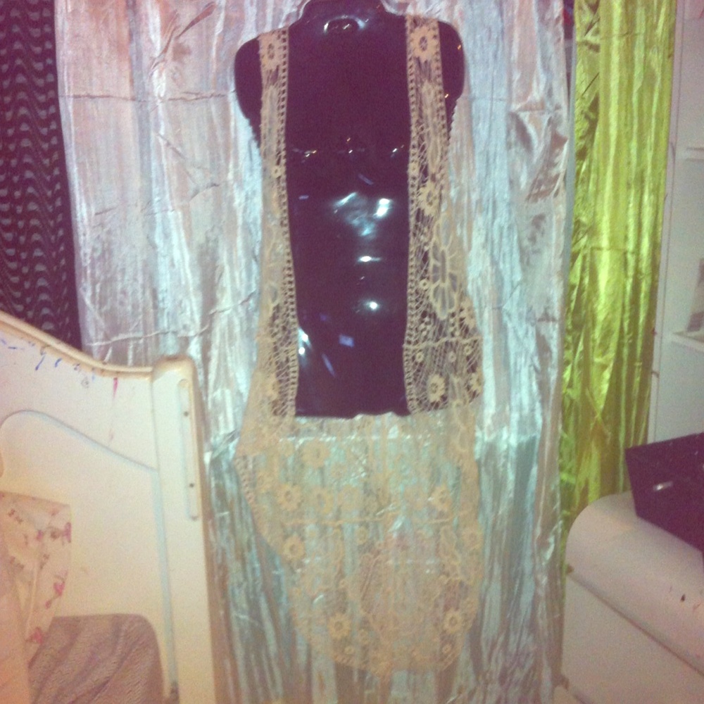 COPY - Crochet sleeveless kimono